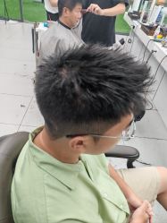 -尤司男士国潮理发馆