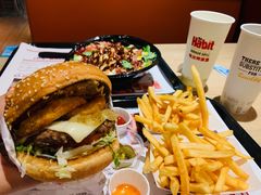 -The Habit Burger Grill 哈比特汉堡(复兴soho店)