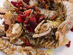 -扒虾小妹儿麻辣海鲜(宏图街店)