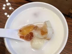 椰汁百合桃胶-日日鲜茶餐厅(小公园店)