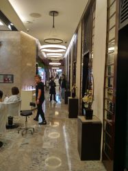 -AKOZO Beauty Salon