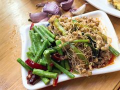 -伊穆祥牛肉面总店·清真
