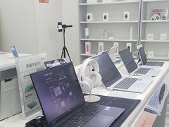 -荣耀授权专卖店(黄浦浙江中路店)