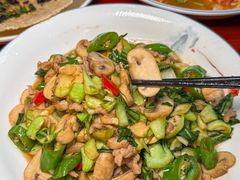 -芦茨金富饭庄·25年老字号·专做稻草鸡
