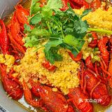 城市露营🏕️街头扒虾吃烧烤的感觉太哇塞🥰