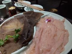 -红九格老火锅(三峡广场店)