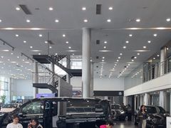 -天津波士信达奔驰4S店(卫津南路店)