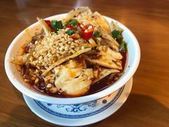 -炉小二铜锅牛蛙•川湘菜(三里屯店)