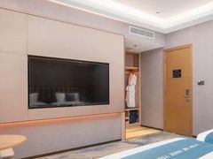 -蓬客精品酒店(南山海岸城购物中心店)