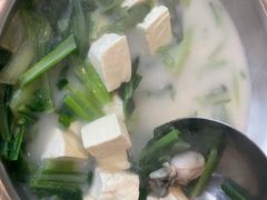 -赶海部落海鲜城(海阳路店)