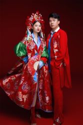 点击看大图 -挪娅婚纱摄影皇家会所