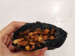 -李与白包子铺(桐梓林店)