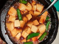 石锅沃豆腐-桂满陇-十里风荷(合生汇店)