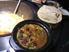 -挂旗柴锅鸡(蚌山区嘉年华店)
