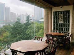 -包整·丝娃娃(一览甲秀楼风景店)