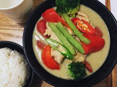 绿咖喱鸡肉饭-GOGO Plate(成都太古里店)