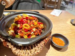 -川堂风·跷脚牛肉·乐山爆炒(宝山日月光店)