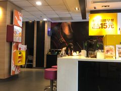 -麦当劳(七宝乐购店)