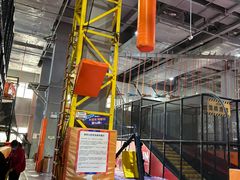 -嗨翻Hi-Fun竞技主题乐园·蹦床亲子生日轰趴(国光1937店)