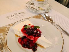 -Majestic Café
