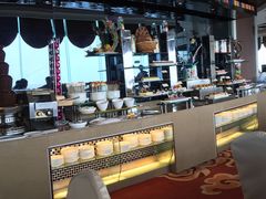 自助取餐区-荣誉国际酒店-云顶旋转餐厅