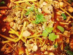 -兔行天下-鸿鹤鲜锅兔(中海国际店)