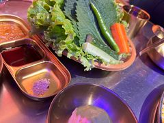 -釜山火炉·海鲜烤肉(紫藤路店)