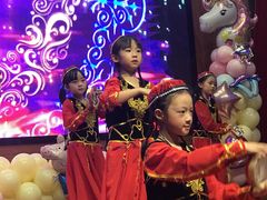 -上海市民办金苹果学校