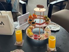 -亚龙湾喜来登·美景台大堂吧