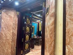 -皇宫大酒店