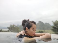 -英德宝晶宫天鹅湖茶语温泉