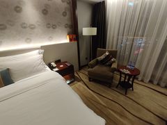 -深圳福青龙华天假日酒店
