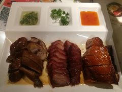 -新大咀港式茶餐厅(宝山万达店)