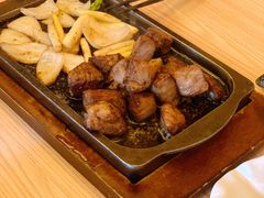 精选牛排-彩葉·樱花屋日本料理(动物园店)
