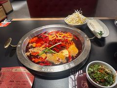 -廖掌柜·重庆鲜货火锅(上海首店)