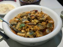 辣烧活鳗林-开海·红岛海鲜虾水饺(八大关店)