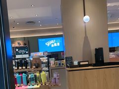 -星巴克臻选(上海中环广场2F店)