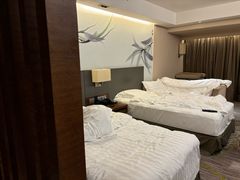 -广州中心皇冠假日酒店
