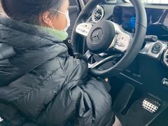 -奔驰利星行(北京花乡店)