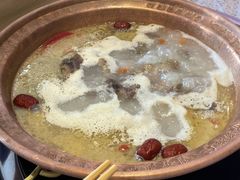 -阿婆情腊排骨火锅(金虹路店)