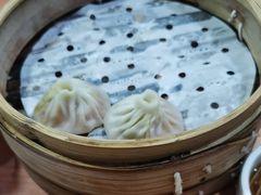 -莱莱小笼·乔艾