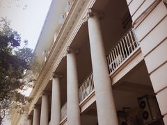 -香港大学