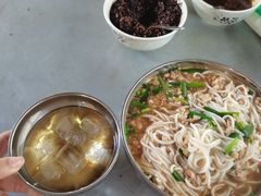 -正宗杨记普洱酸醋米线(总店)