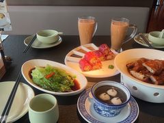 -蝴蝶里·粤菜·点心(滨江龙湖店)