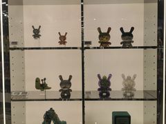 -泡泡玛特POPMART(侨福芳草地店)