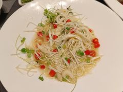 -艳阳天民俗村(公园路店)