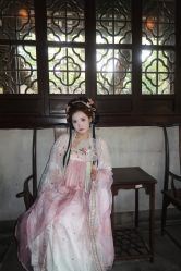 -一揽芳华汉服旗袍体验馆(拙政园店)