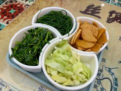 -壹阁胡羊焖饼(特色小吃街店)