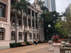 -香港大学