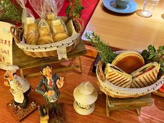 -Lia Cafe Bar Restaurant松山咖啡屋